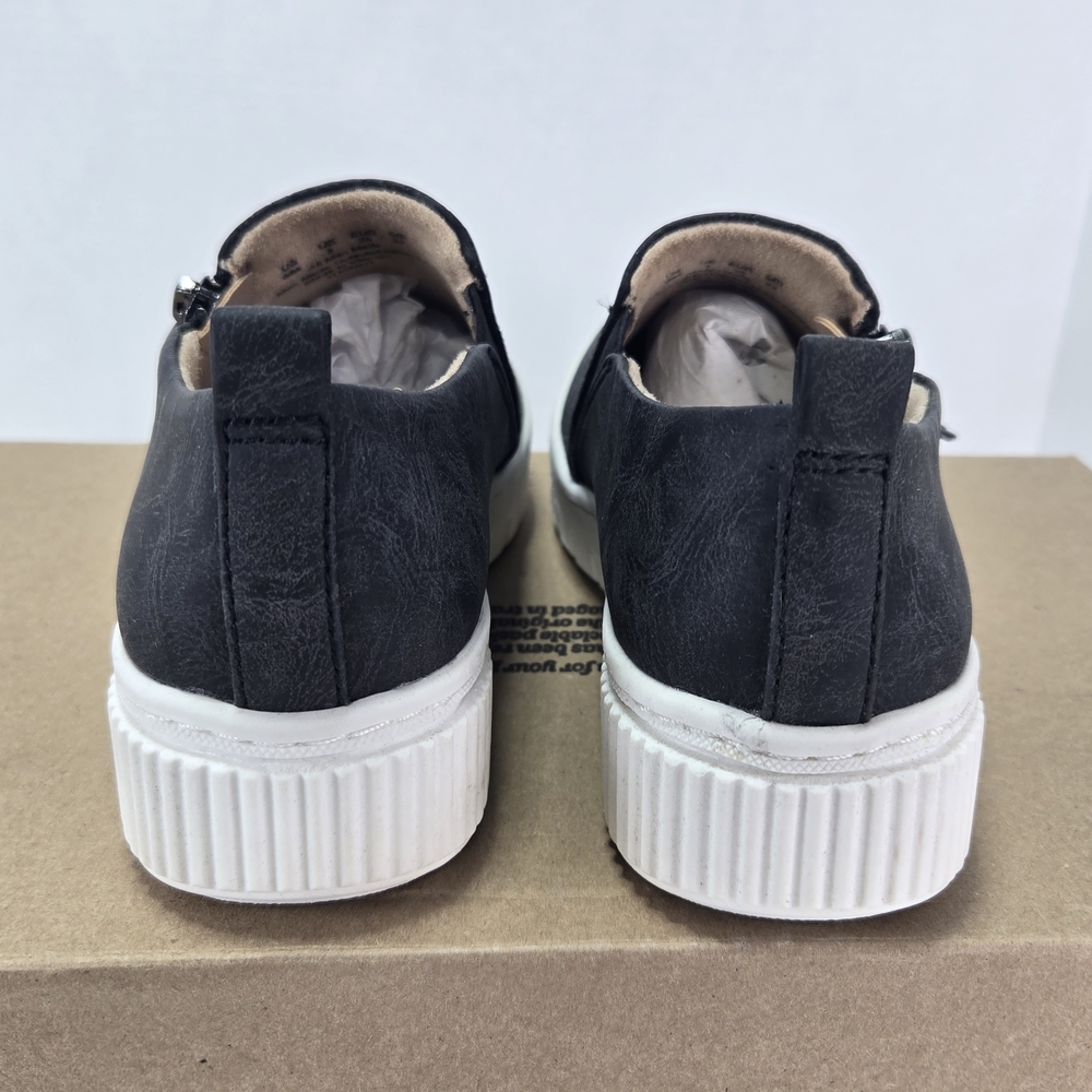 SOUL Naturalizer Turner Black Slip-On Perforated Loafer Platform Sneakers Size 5 - Picture 4 of 11